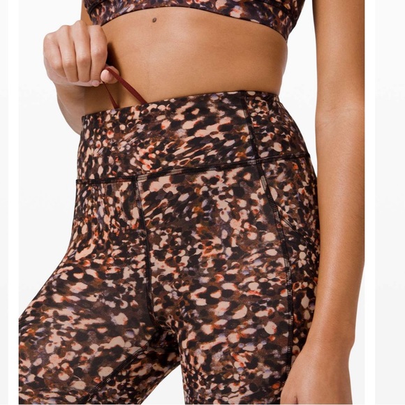 NWOT Lululemon Womens Multicolor High Rise Tight Motion  Invigorate Leggings 4 - Picture 4 of 9